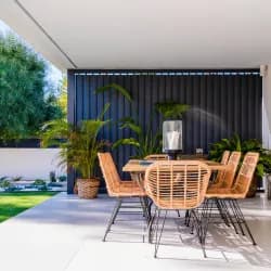Outdoor - Wall